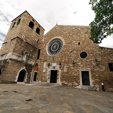 Piazza Grande 4*