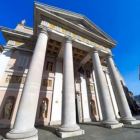 Piazza Grande Apartahotel