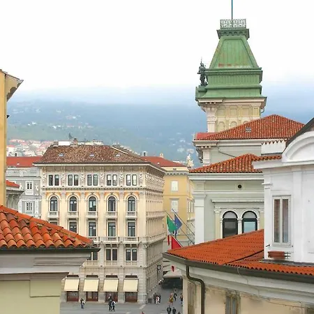 Apartahotel Piazza Grande 4*